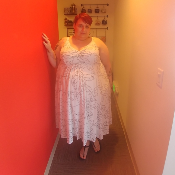 Meet your Posher, Amanda - Picture 10 of 11